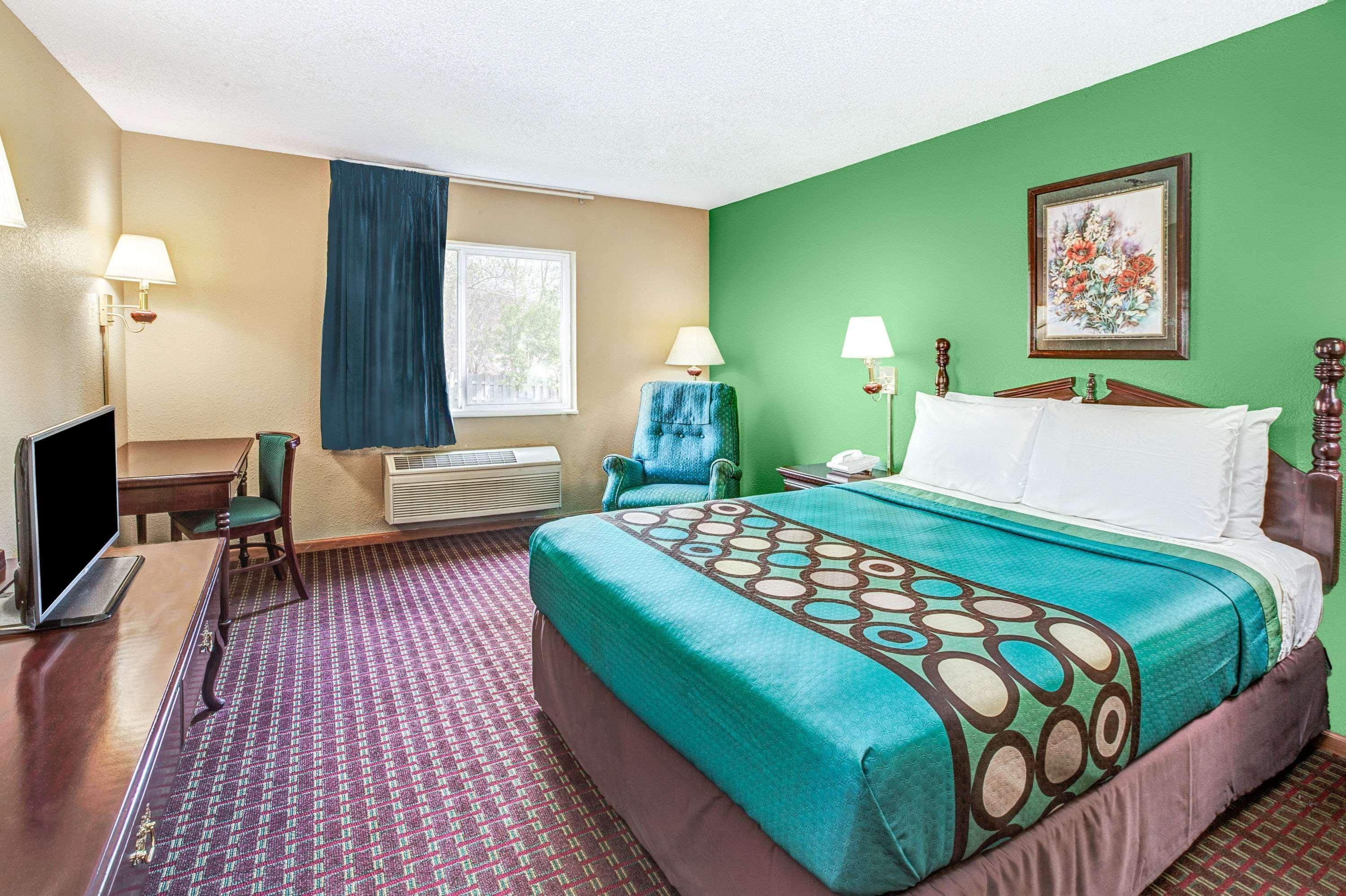 Super 8 By Wyndham Mchenry Fox Lake Area Extérieur photo